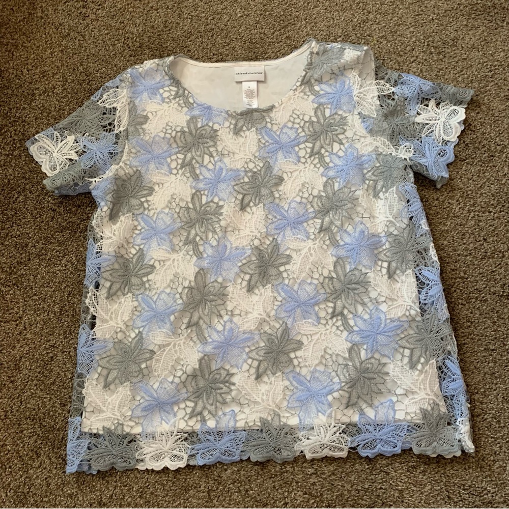 Alfred Dunner Crochet Top Medium